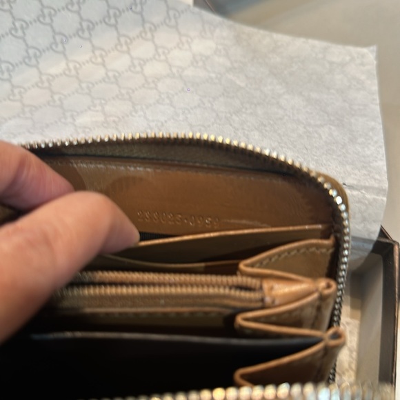 Gucci Wallet - Picture 10 of 12